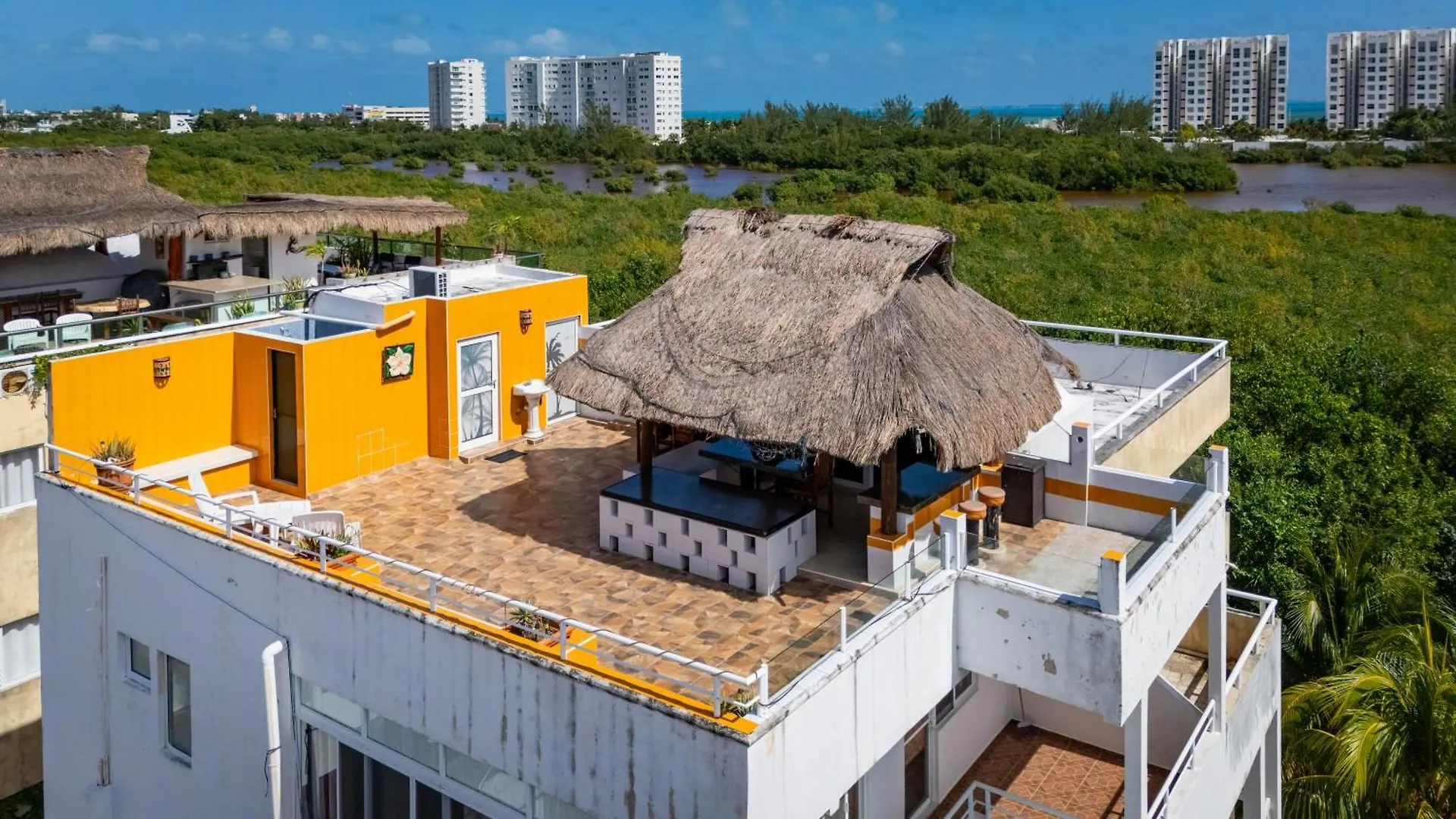 Mexican Penthouse With Private Terrace Cancun